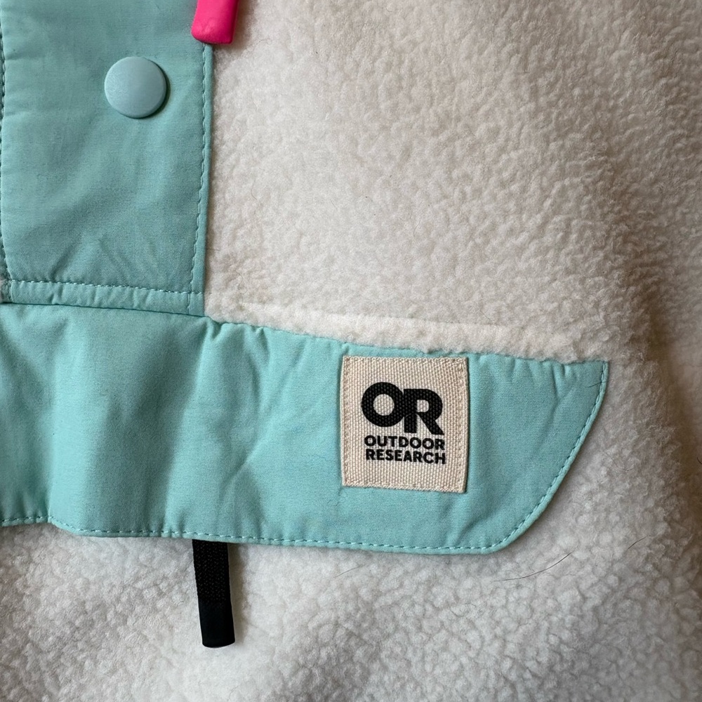 Outdoor Research Sherpa Pullover with Mint Trim and Pink Drawcords - Picture 2 of 4